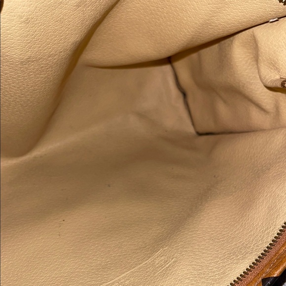 MCM Large Tan Visetos Clutch - Picture 8 of 14